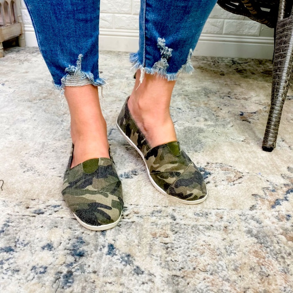 Twisted Camouflage Canvas Slip-on Flats